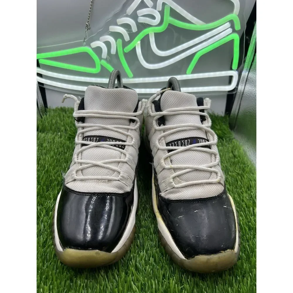Air Jordan AJ11 Retro‎ Low Concord White Black Sneakers 528896-153 GS Size 7Y